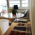 Mit Terrasse In Zentraler Lage グラーツ
