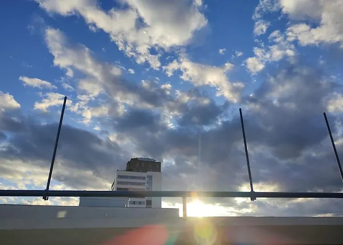 Mit Terrasse In Zentraler Lage 그라츠